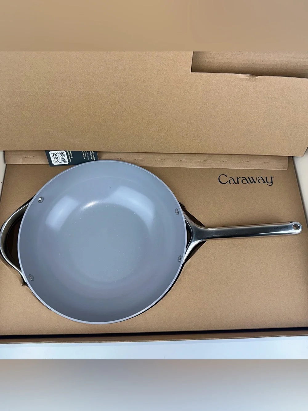NEW $145 Caraway Stir Fry Pan 12” Wok-Inspired Non-Stick Ceramic Pan